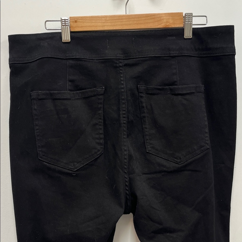 Lane Bryant Stretch Pedal Pushers, Size 16 - Picture 6 of 8